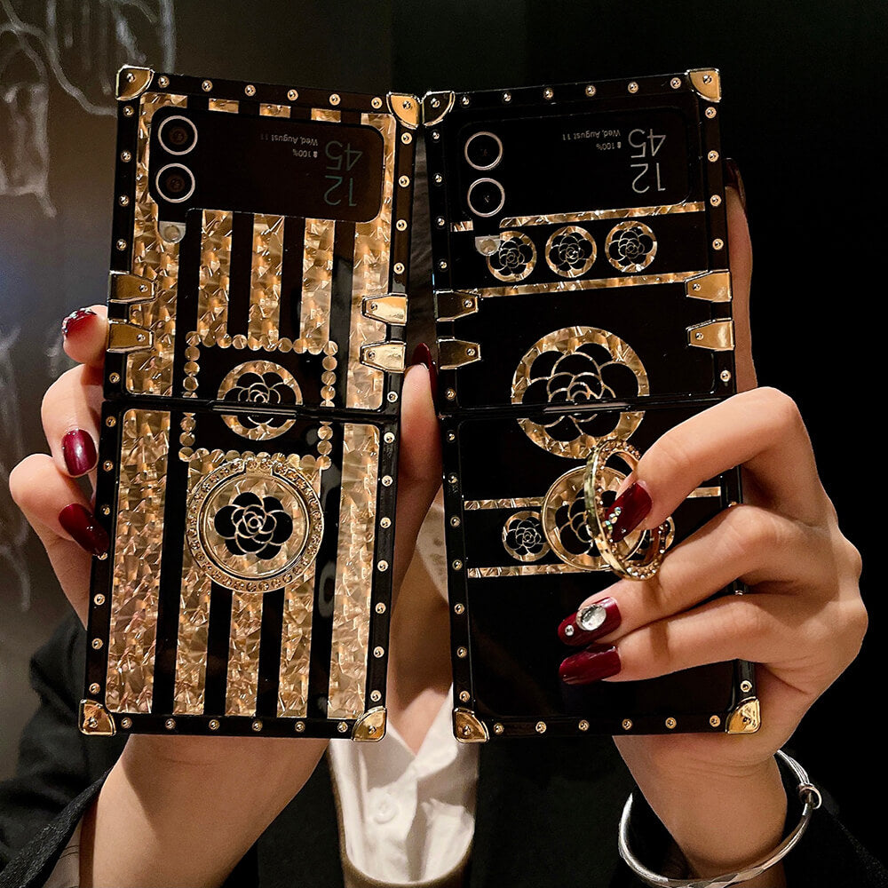 Luxury Brand Black Rose Flower Stripe Glitter Gold Lanyard for Samsung Galaxy Z Flip4 Flip3 Samsung Cases